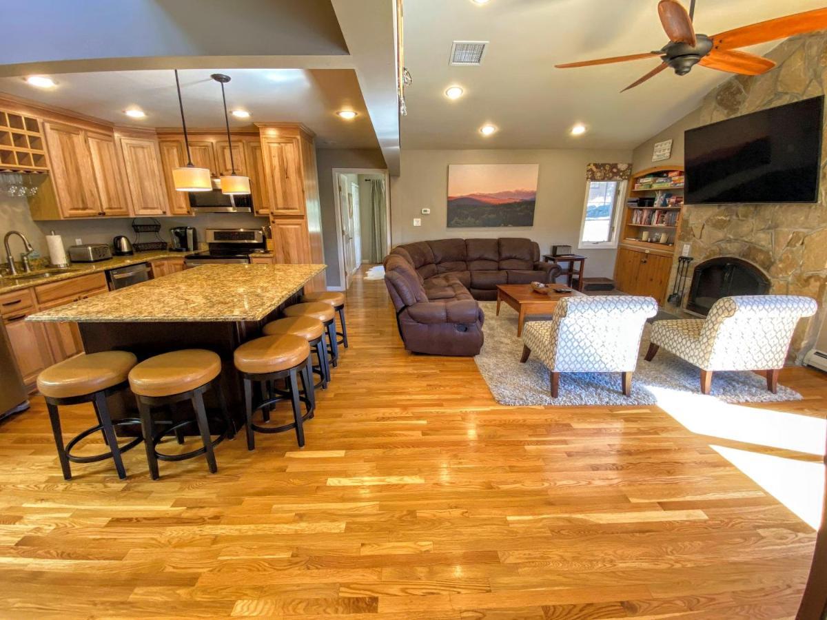 O7 Slopeside Bretton Woods Resort Cottage With Upscale Stylings Cozy Decor Tons Of Space Carroll Exterior photo